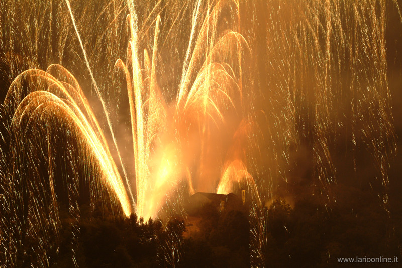 fireworks comacina island lake como