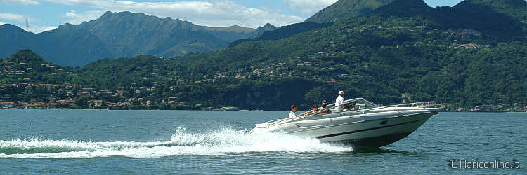 Naviguer sur le lac Lac de C�me