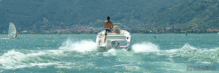 Taxi - Louer un bateau Lac de C�me